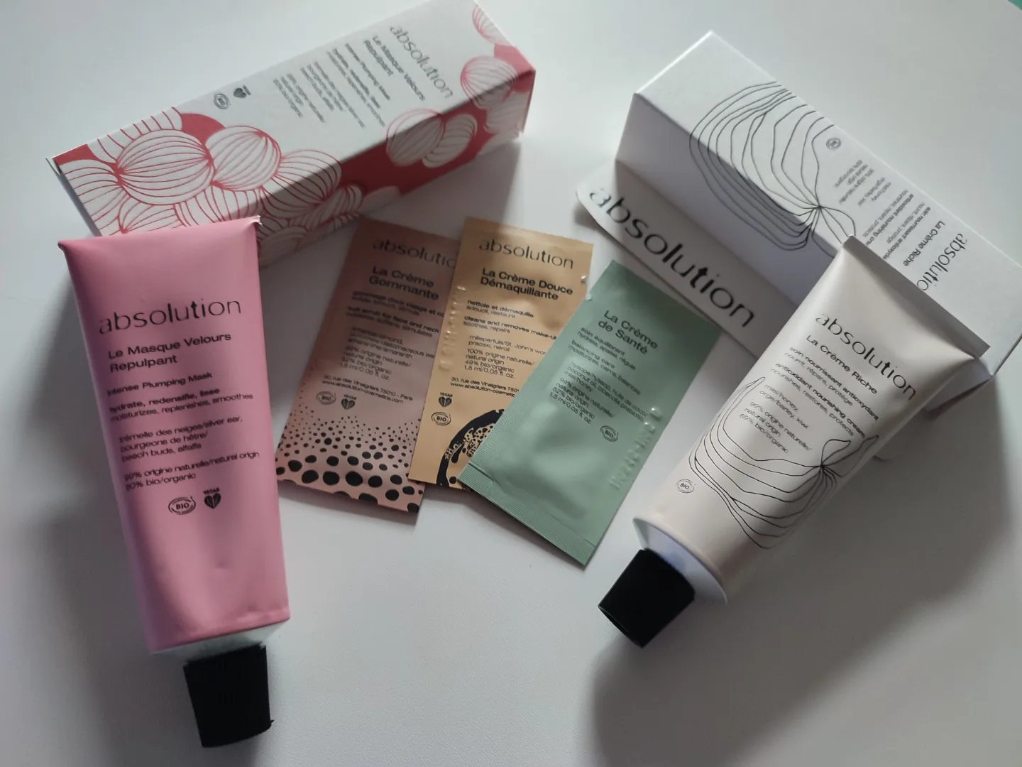 Absolution Cosmetics – Mes premières impressions
